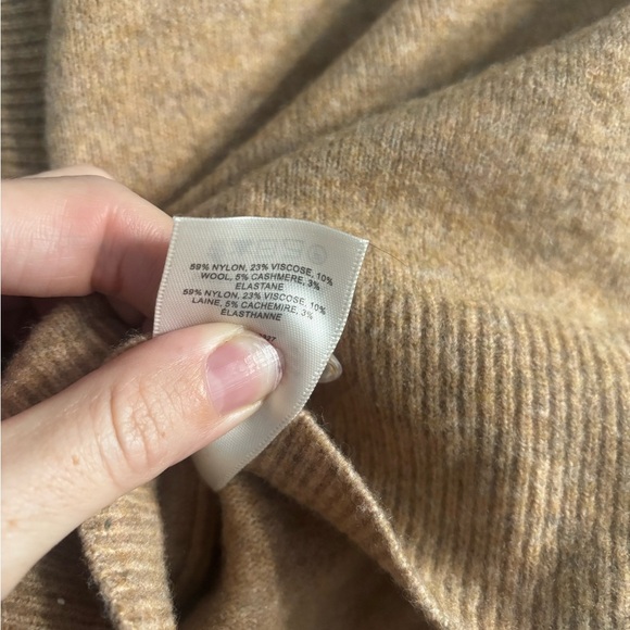 Wilfred Tan V-Neck Sweater - Picture 3 of 6